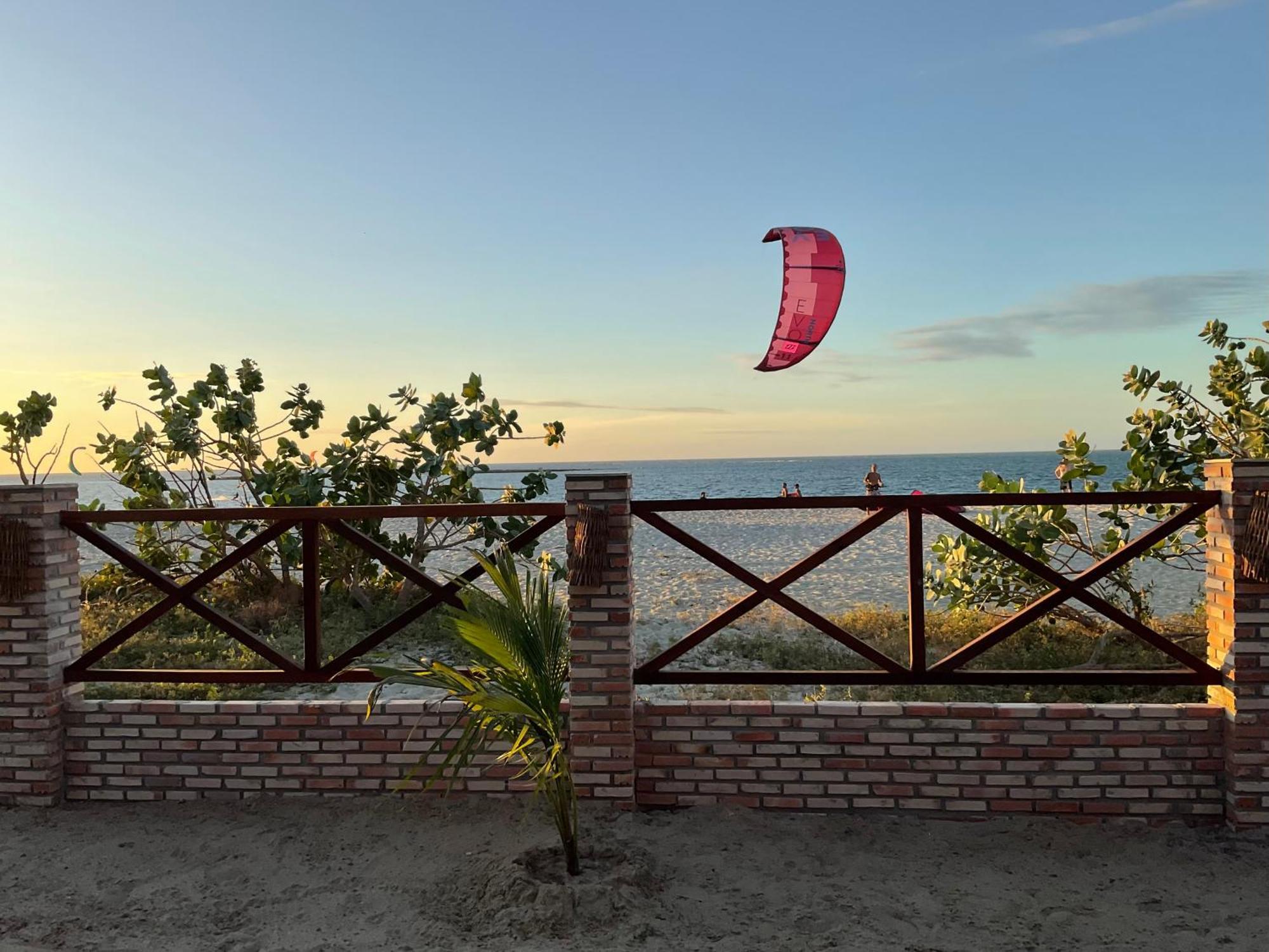 Beach House - Suite 2 - Na Praia -Beachfront Barra Grande  Luaran gambar